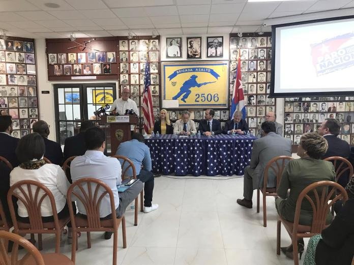 Opositores cubanos critican al Gobierno por guardar silencio ante Rusia