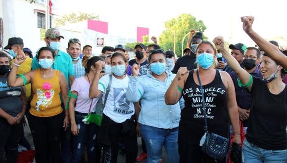 Migrantes inician huelga de hambre exigiendo visas en sureste de México