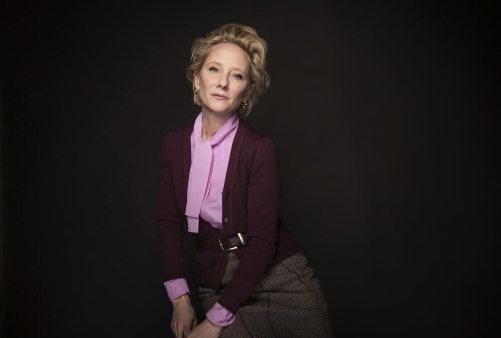 Anne Heche muere a causa de lesiones en accidente después de que le quitaran el soporte vital