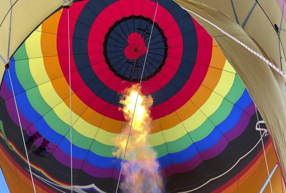Festival anual de globos aerostáticos atrae audiencia a Estados Unidos