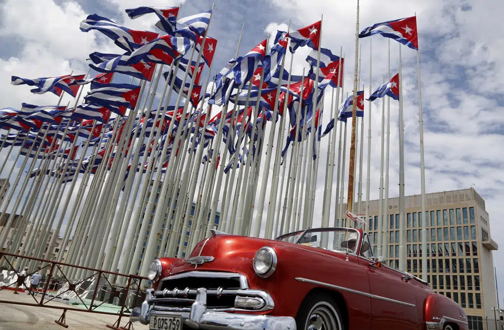 EEUU reabre servicios consulares y de visas en embajada en Cuba - Doral  Voice