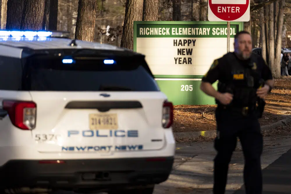 Niño de 6 años dispara a maestra en aula de Virginia