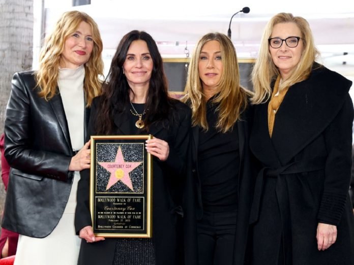 Actriz de Friends ya tiene su estrella en el Paseo de la Fama de Hollywood