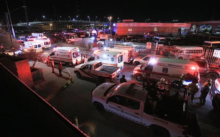 Murieron más de 35 migrantes por incendio en estación migratoria