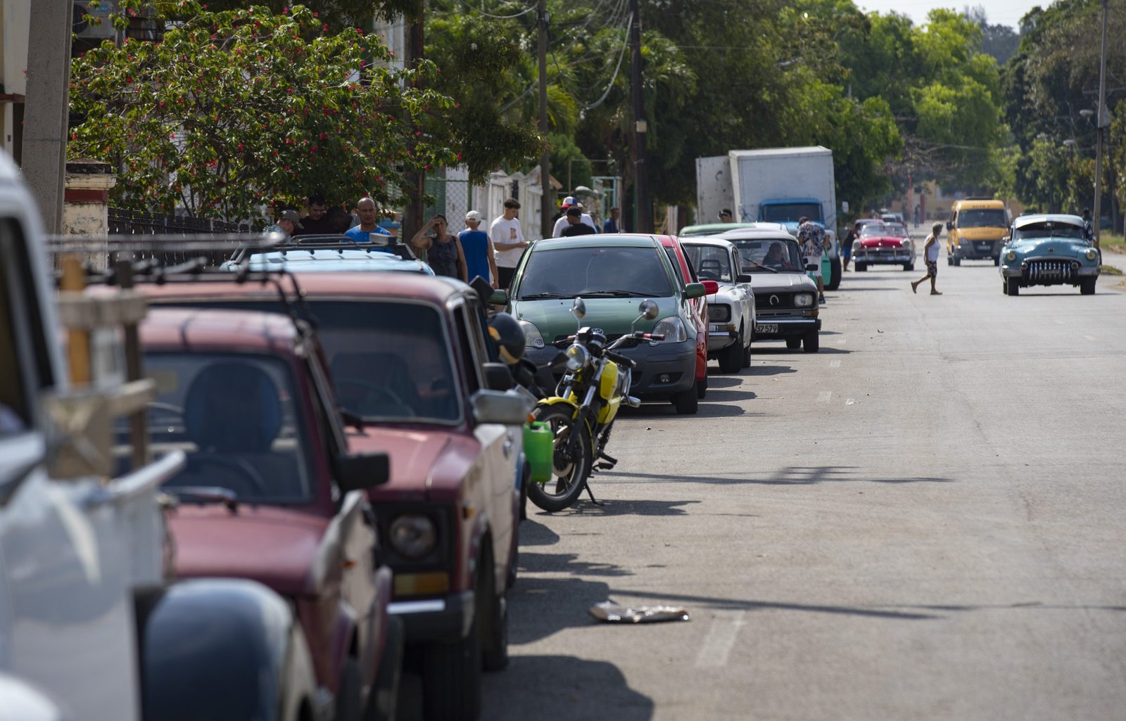 Cuba suspende desfile del Primero de Mayo por crisis de gasolina ...