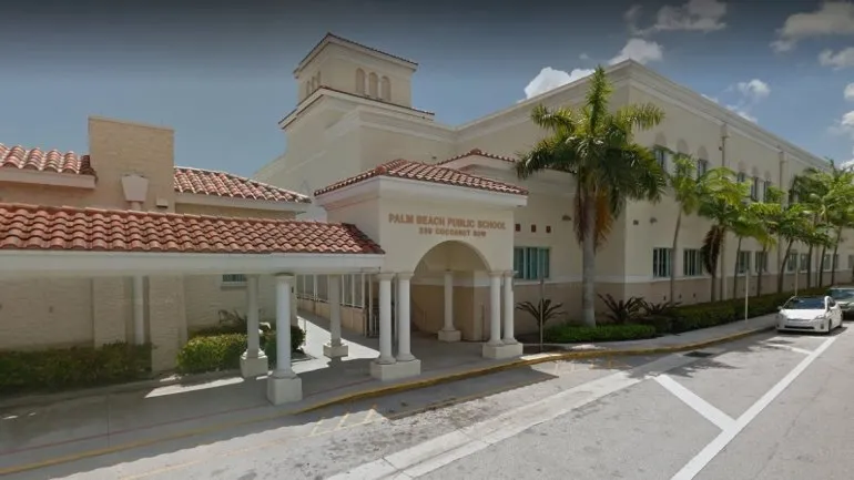 Instalarán detectores de metales en escuelas públicas de Palm Beach