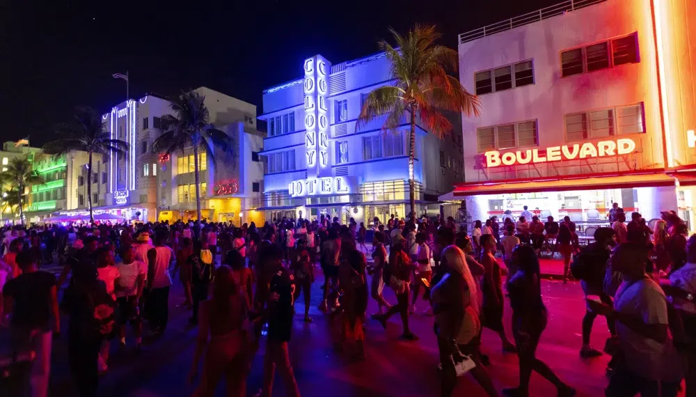 Miami Beach, la ciudad con más multas a conductores ruidosos