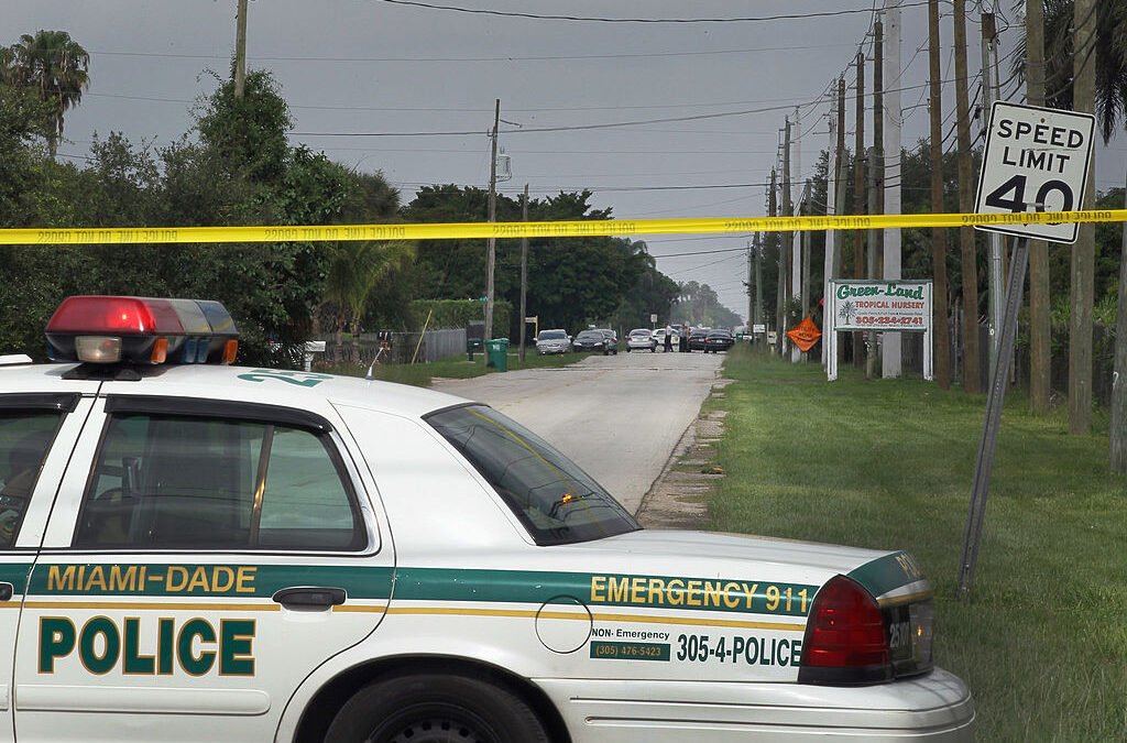 Policía de Miami no pedirá documentos migratorios a quienes detenga