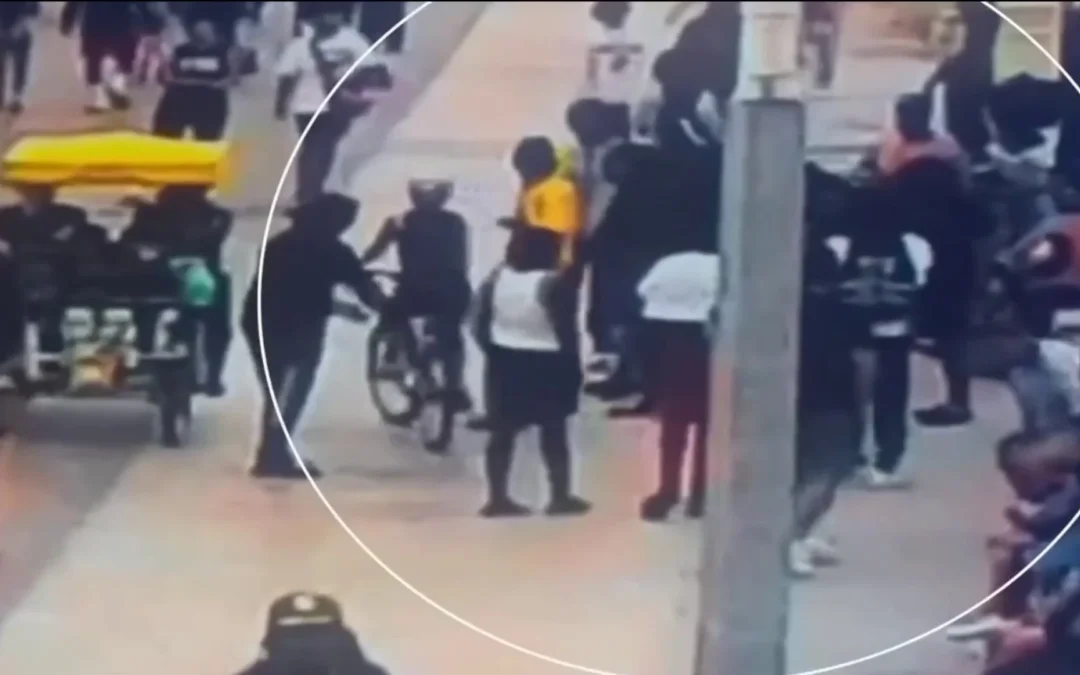 Tres prófugos y dos arrestados tras tiroteo en Hollywood Beach