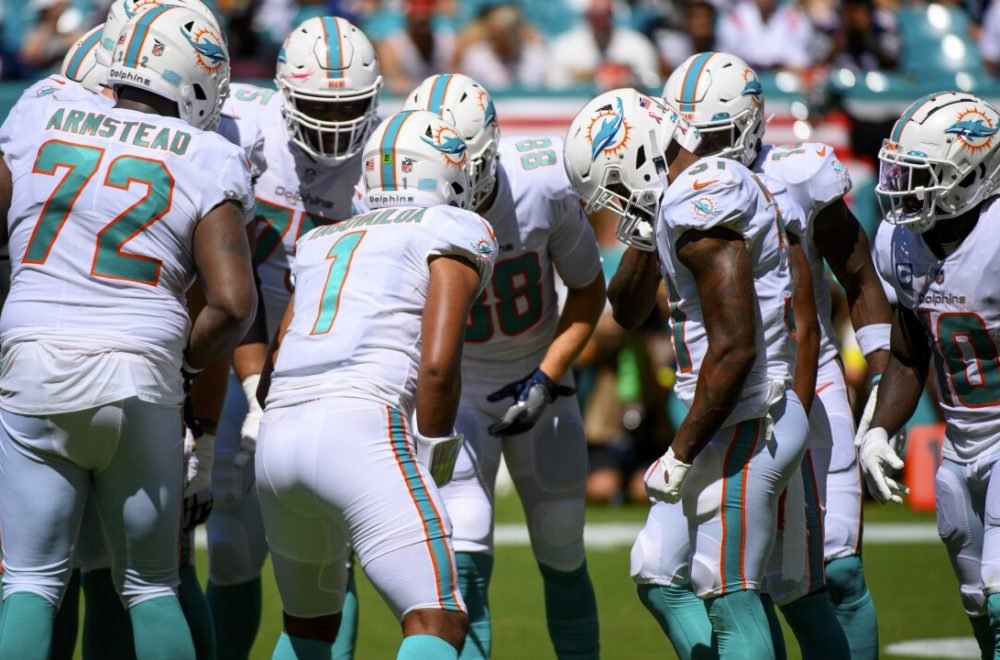 Investigan a estrella de Miami Dolphins por agresión y asalto