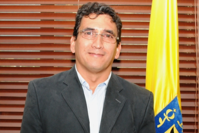 Petro nombró a exfuncionario de la alcaldía de Bogotá como embajador en Venezuela