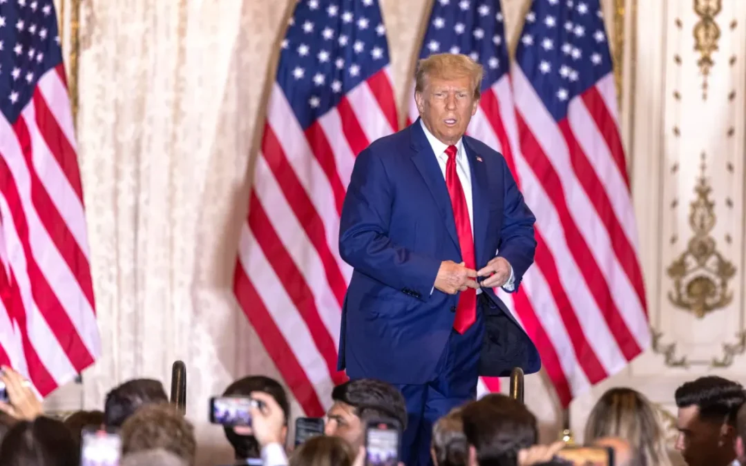 Trump imputado de siete delitos federales por uso de documentos clasificados