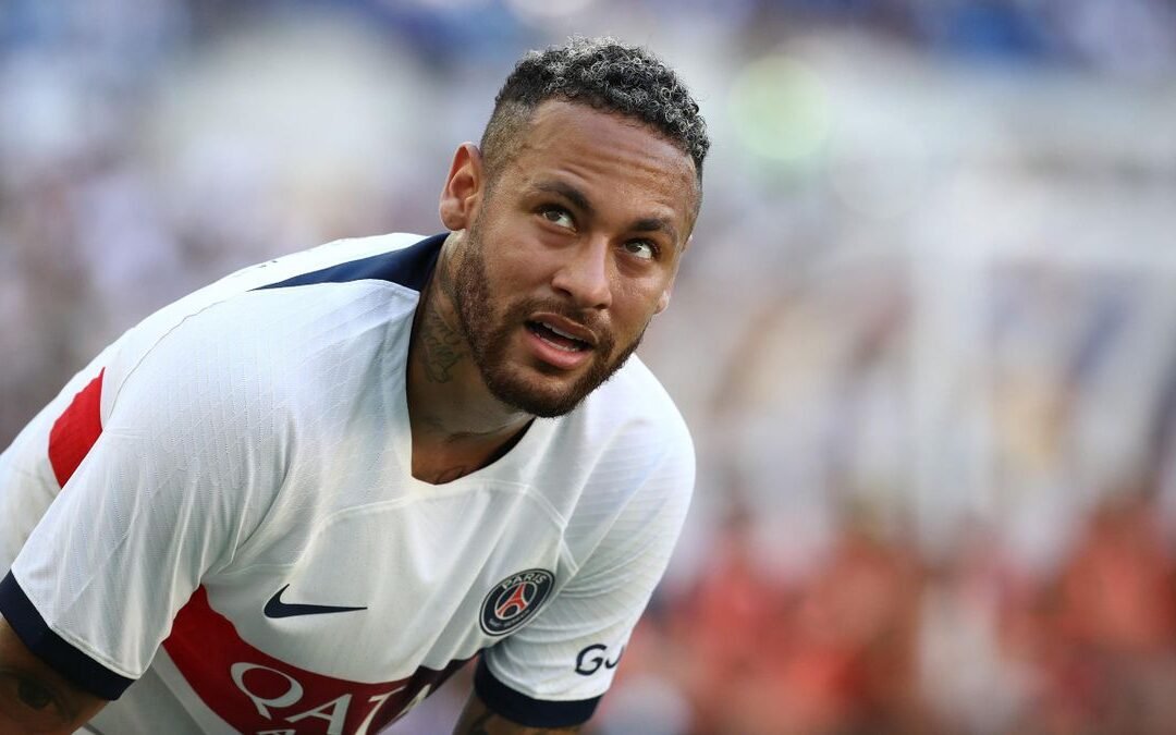 Neymar muy cerca del fútbol de Arabia Saudí
