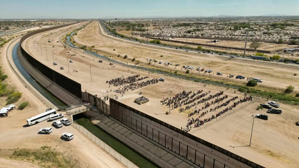 Casi 700 migrantes muertos en 2022 por la frontera entre EEUU y México
