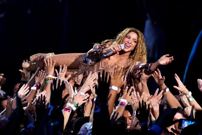 La música latina en EEUU sigue creciendo en ingresos y cuota de mercado tras año récord