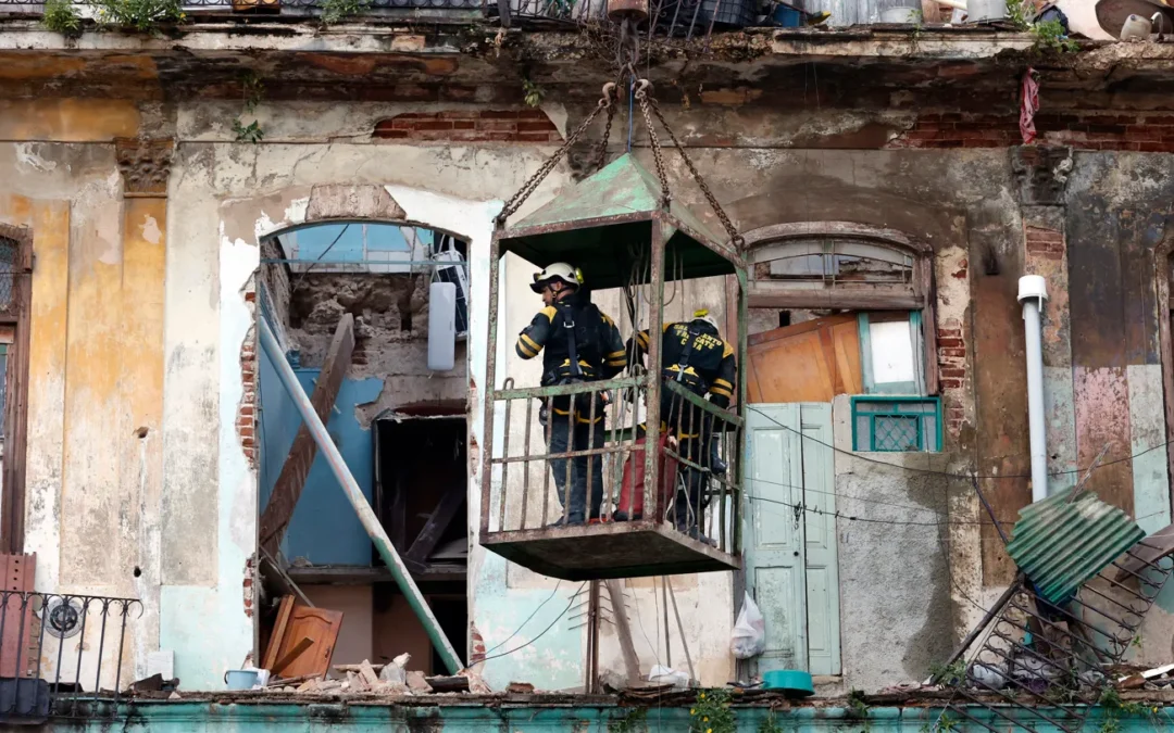 Muertos y heridos tras derrumbe en edificio de La Habana