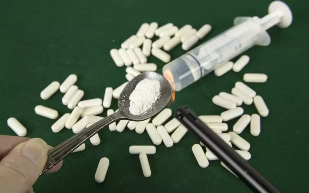 Miami-Dade capacitará a estudiantes y profesores para atender sobredosis de fentanilo