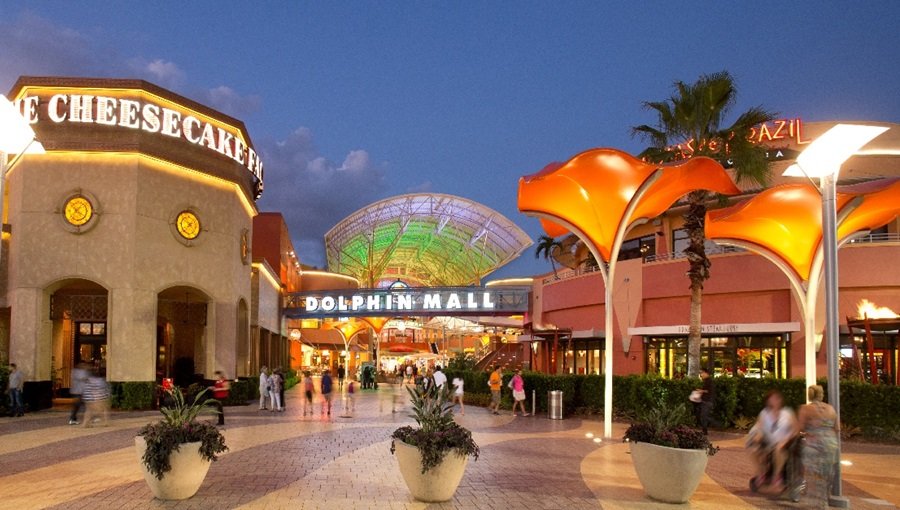 Hombre arrestado tras drogar y abusar a niña en baño del Dolphin Mall