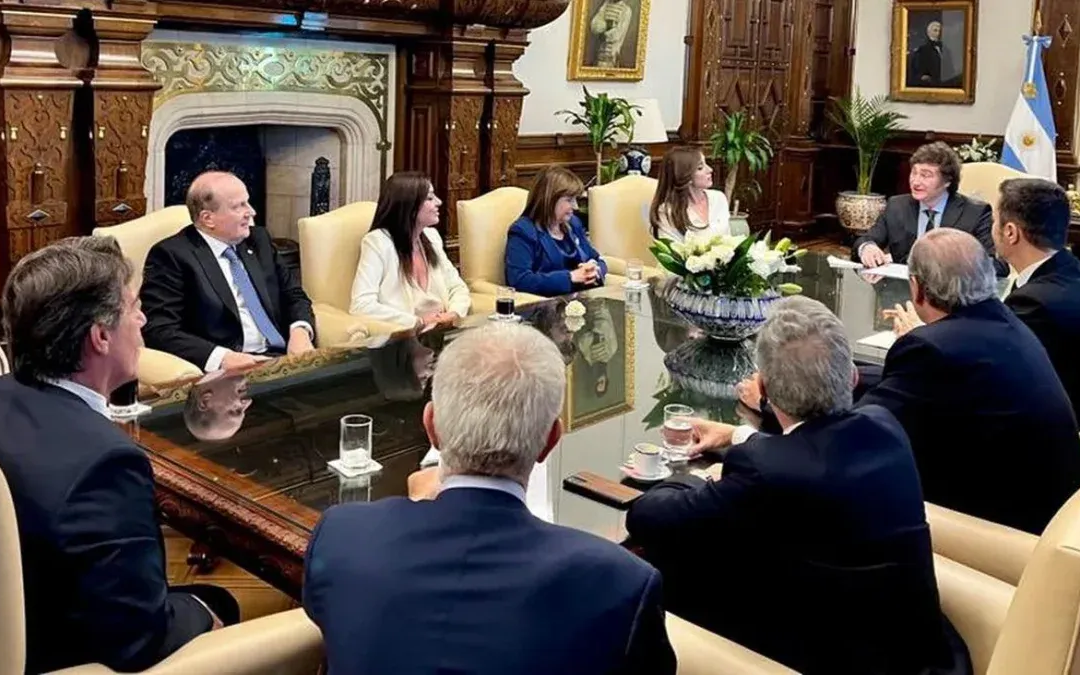 Milei encabezó primera reunión de Gabinete