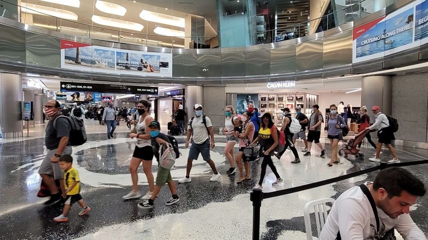 Prevén cifra récord de viajeros en Florida durante Navidad y Año Nuevo