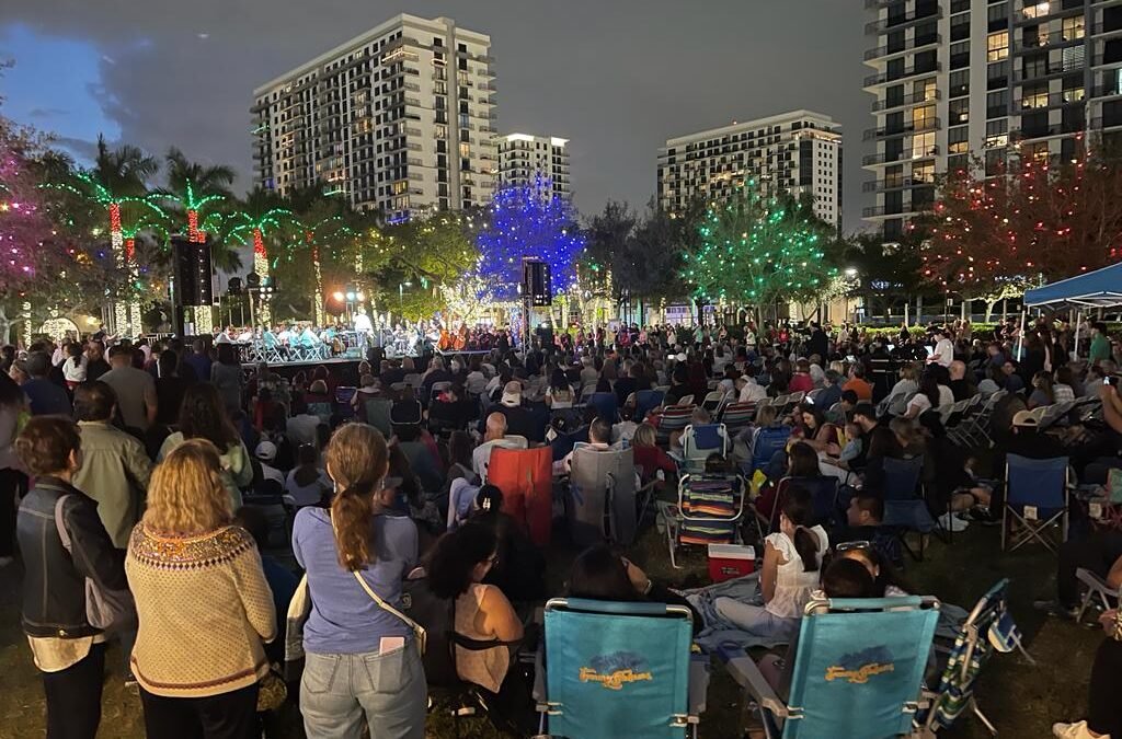 Orquesta Sinfónica de Miami llenó de magia el Downtown Doral con concierto de Navidad