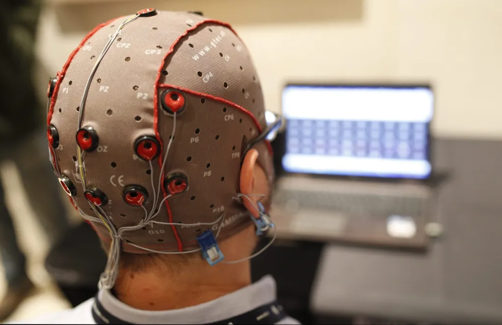 Implantan primer chip cerebral en un ser humano