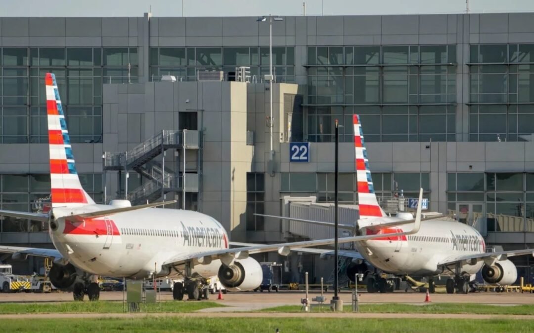 Otro boeing de American Airlines aterrizó de emergencia