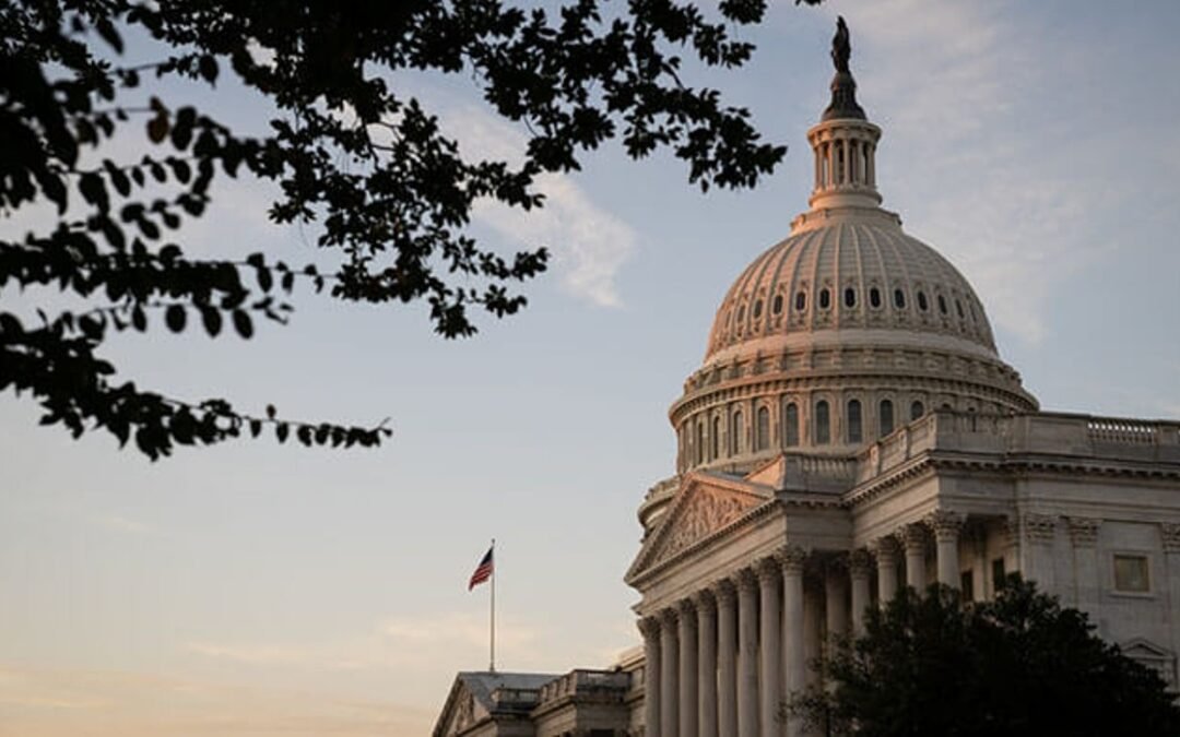 Senado de EEUU aprobó ley provisional evitando cierre del Gobierno