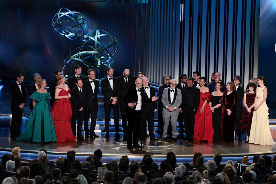 ‘Succession’ y ‘The Bear’ empatan con seis victorias en la 75 edición de los Emmy
