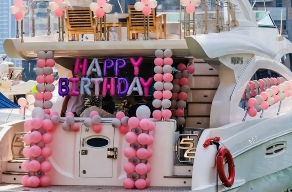 Comisión de Miami Beach frena uso de globos en puertos deportivos y playas