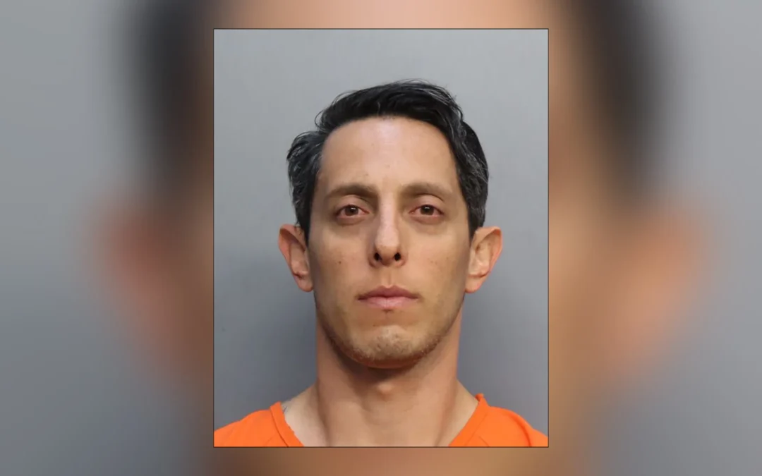 Entrenador de Key Biscayne arrestado por agresión sexual