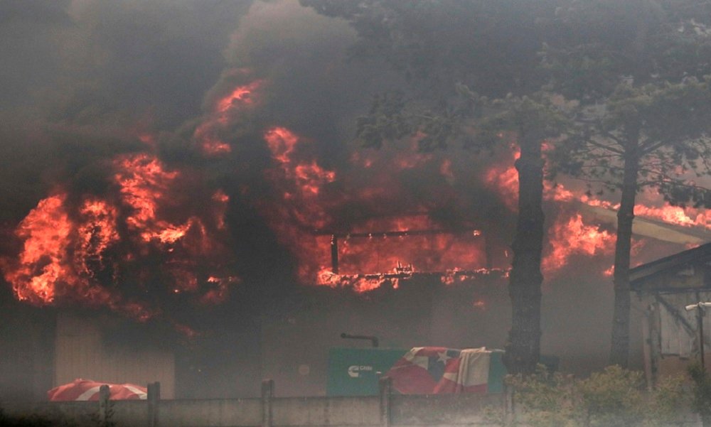 Van subiendo la cifra de fallecidos tras incendios en Chile: más de 120
