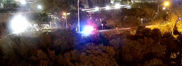 Hombre atrincherado genera cierre de vías en la autopista I-95