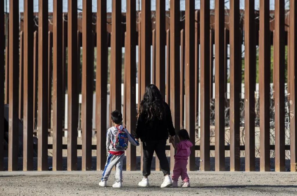EEUU ha perdido contacto con unos 32.000 niños migrantes no acompañados entre 2019 y 2023