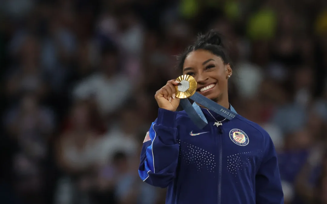 Simone Biles gana el oro y se sienta a la mesa de Latynina y Caslavska