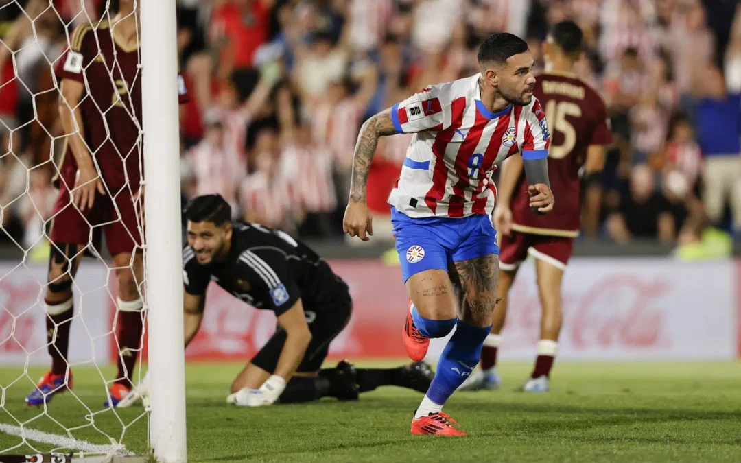 Paraguay vence a Venezuela 2-1 en las Eliminatorias Sudamericanas