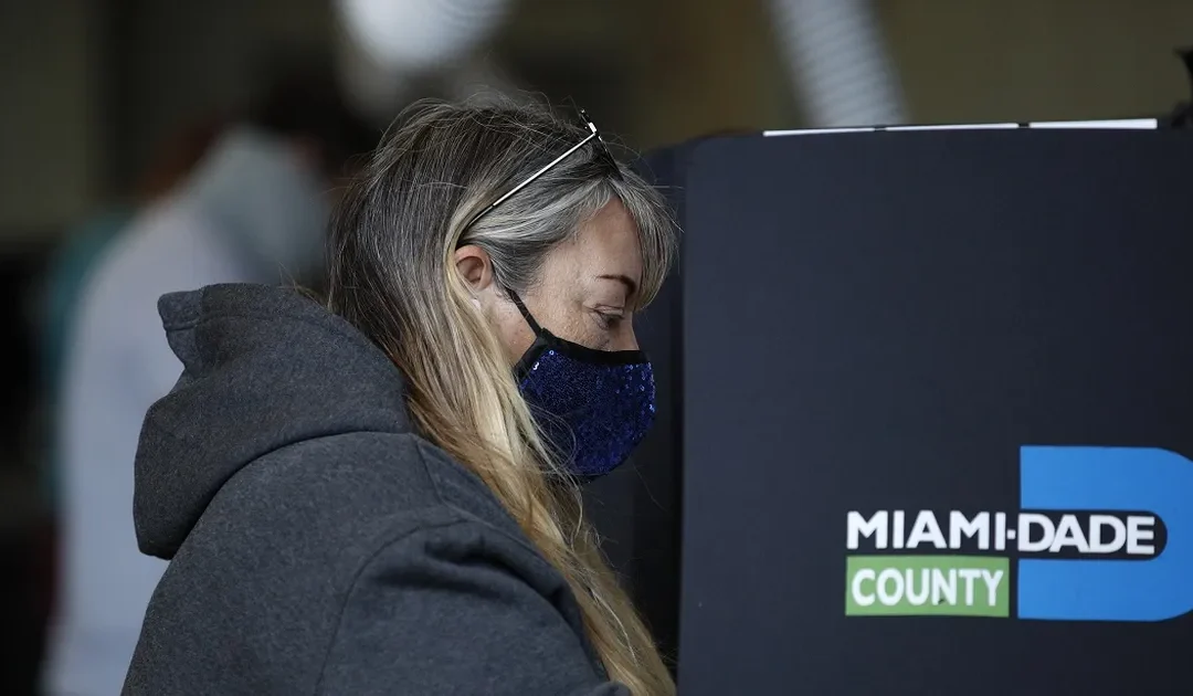 Votantes en Florida elegirán si aceptan la Enmienda Constitucional 5