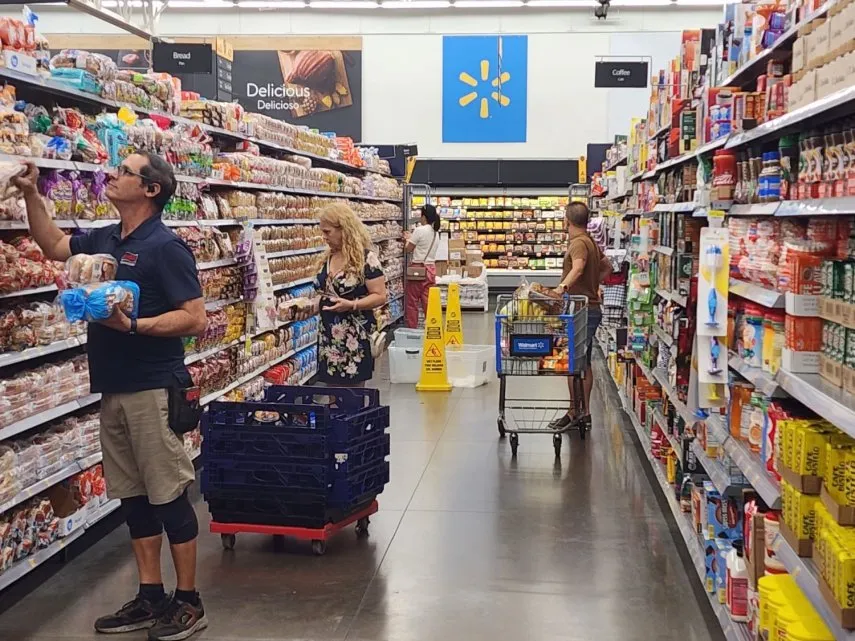 La inflación en EEUU se acelera en junio al 2.7% por el impacto de los aranceles de Trump