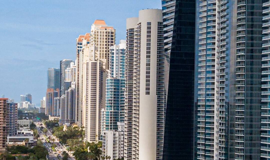 Más de 30 edificios en la costa del sur de Florida se están hundiendo