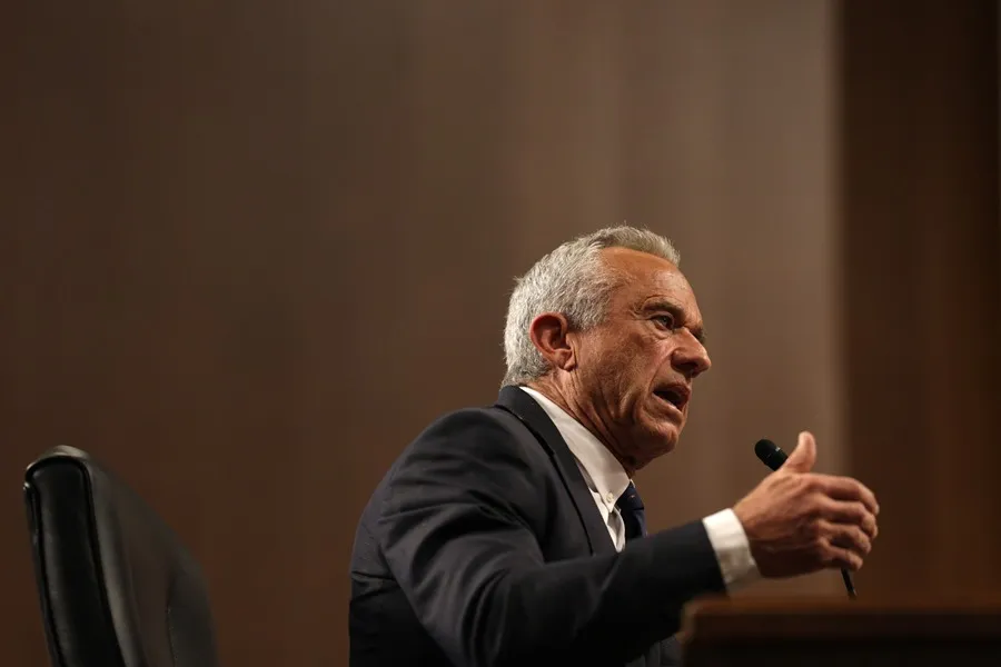 Senado de EE.UU. confirma a Robert F. Kennedy Jr. como secretario de Salud