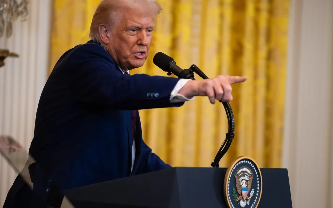 Trump ordenó despedir a los fiscales federales que quedan del gobierno de Biden