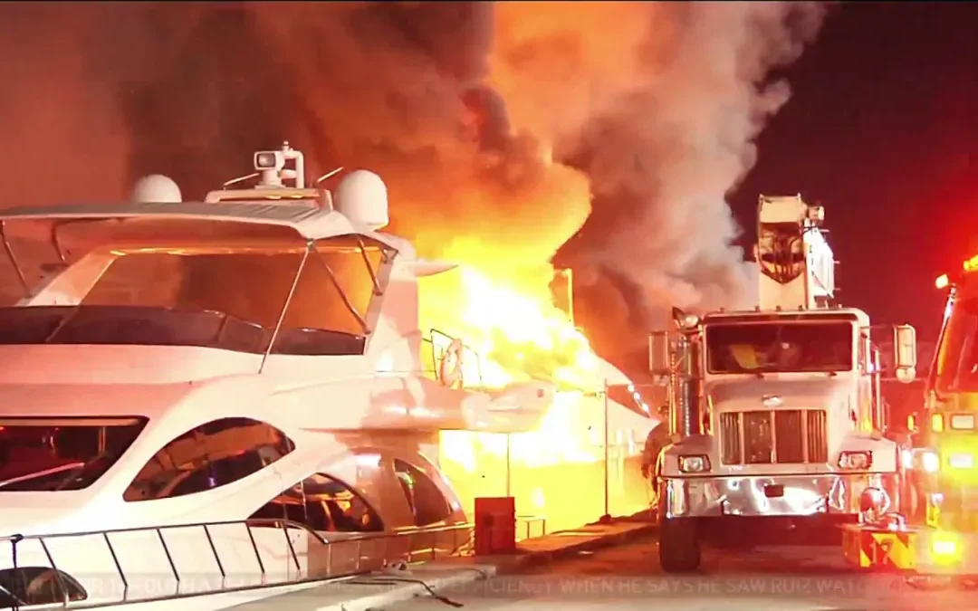 Tres yates se incendiaron en el noroeste de Miami-Dade