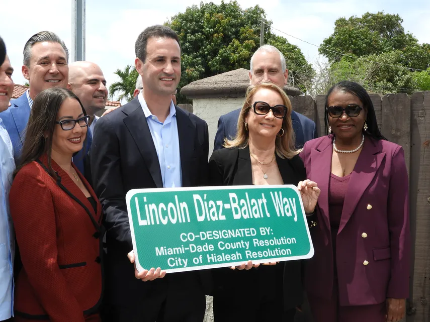 Hialeah honra al congresista cubanoamericano por su legado