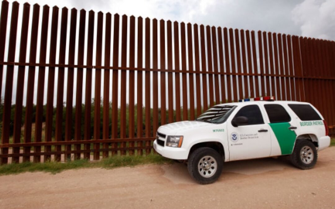 Prohíben a la Patrulla Fronteriza detener a sospechosos de ser indocumentados sin orden judicial