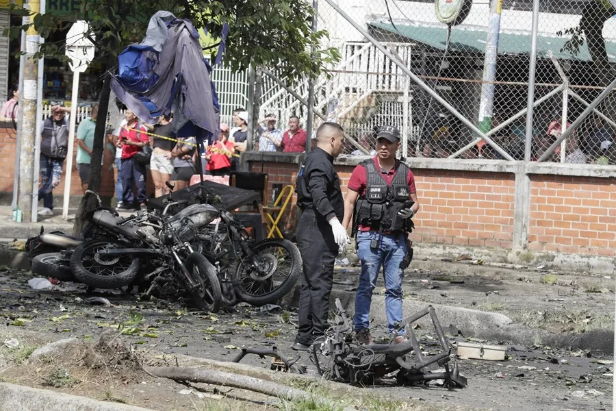 Al menos dos muertos y más de 30 heridos tras la explosión de bombas en Cali