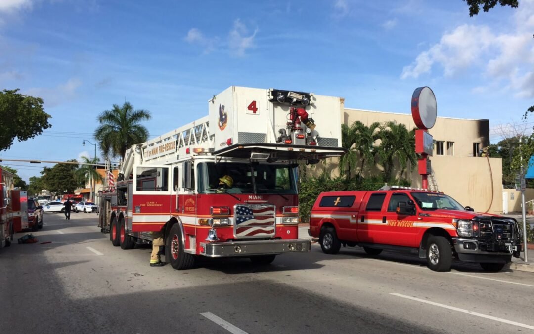 Bombero de Miami acusado de varios incidentes de exhibición indecente