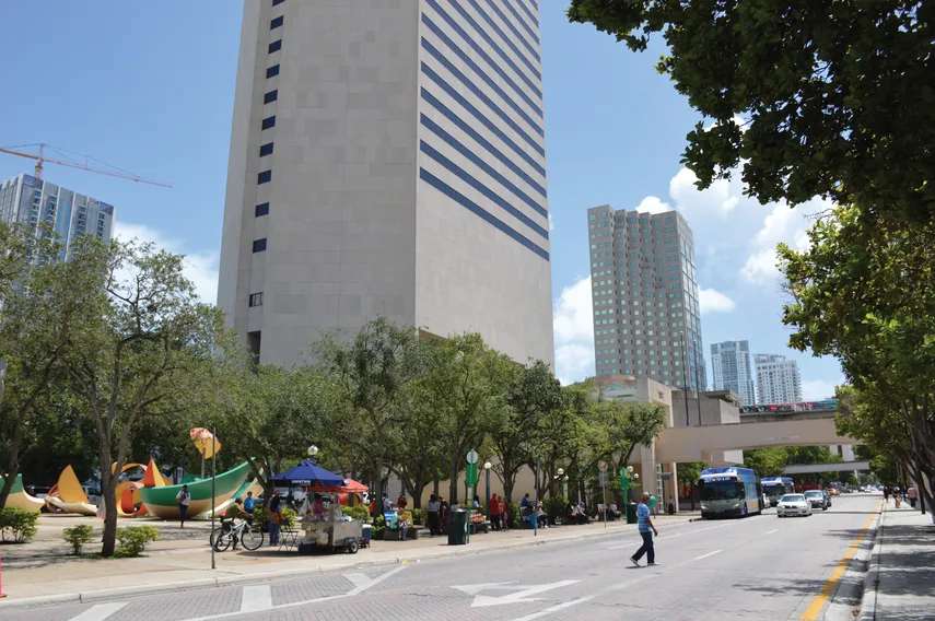 Government Center de Miami fue evacuado tras falsa alarma de explosivo