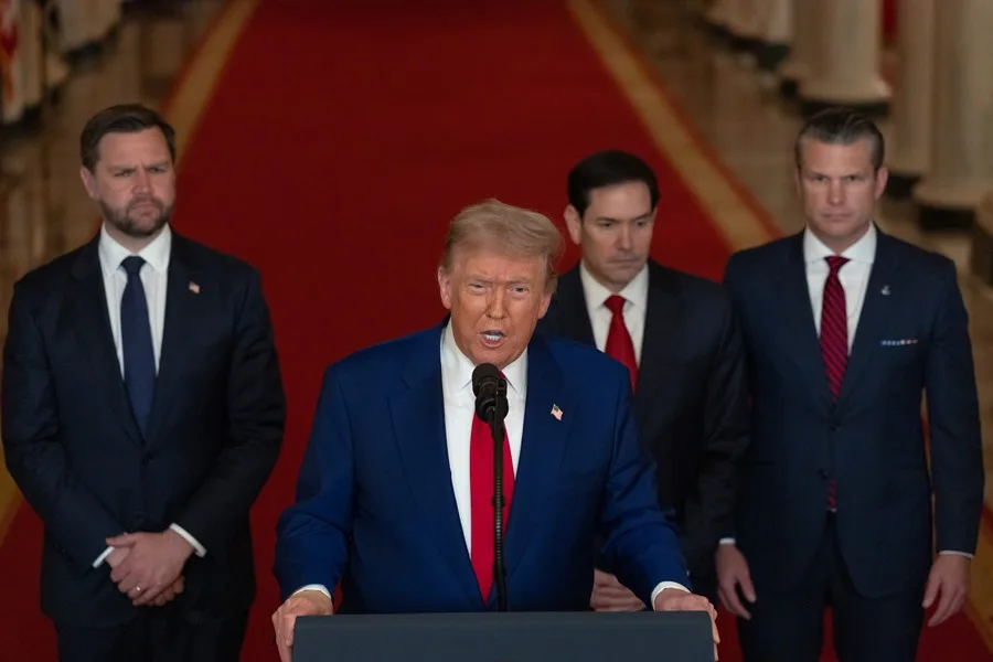 Trump advierte a Irán: Habrá paz o tragedia