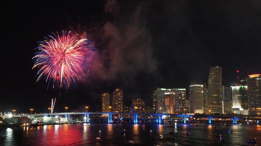 Conozca alguno de los lugares al sur de Florida para ver los fuegos artificiales