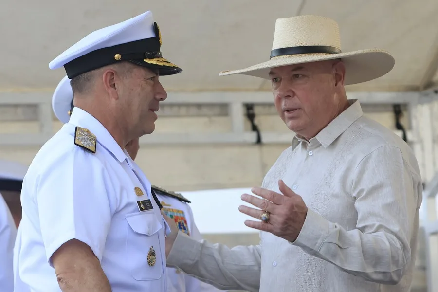 EEUU llama a consultas a su representante en Colombia